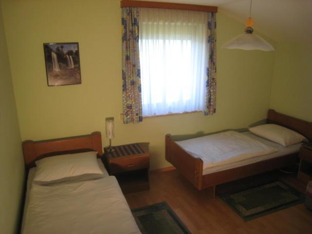 Ferienwohnungen Enzi Sekirn Экстерьер фото